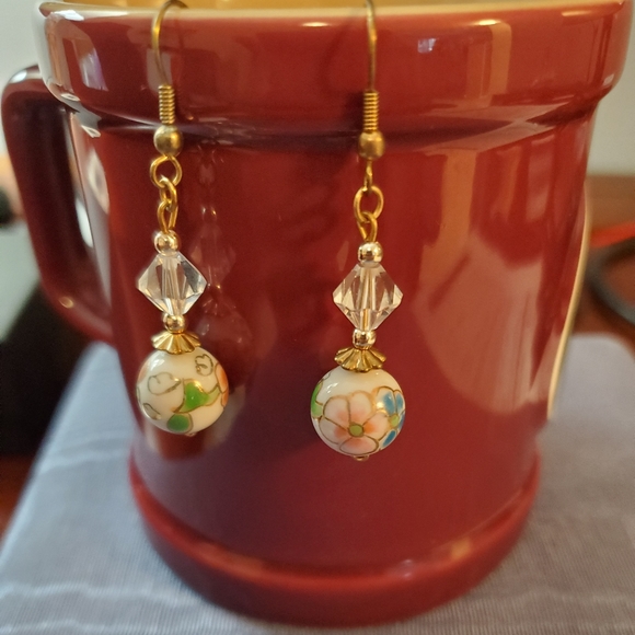 Handmade beautiful Earrings - Picture 5 of 8